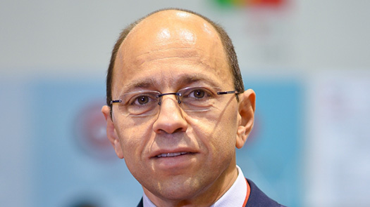 Dr. Carlos Aguiar