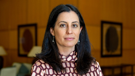 Dr.ª Vitória Cunha Dr.ª Vitória Cunha